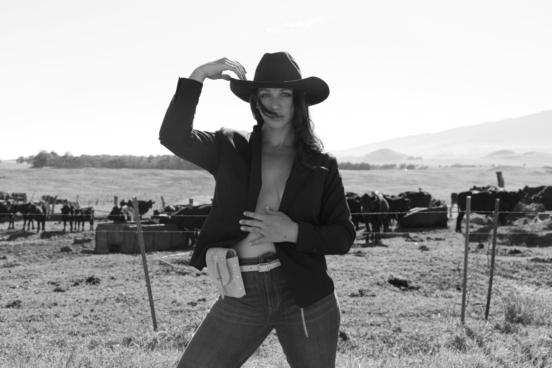 Horse Shoe Pouch Purse